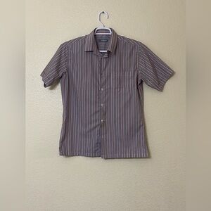 Criterion Men’s Red and Blue Striped Button-Up Short Sleeve